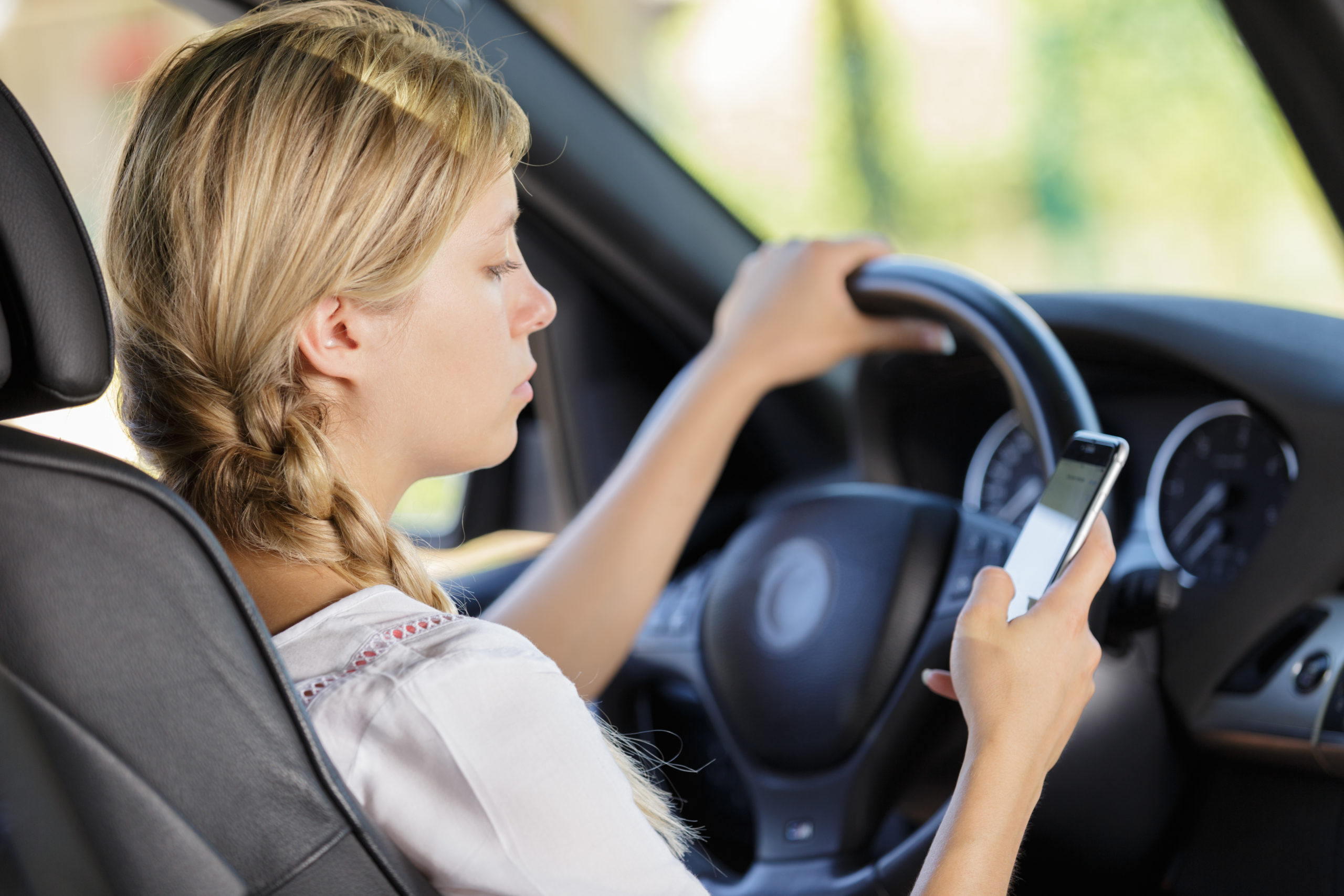 How Many Car Accidents Are Due to Texting and Driving? Noakes Law Group